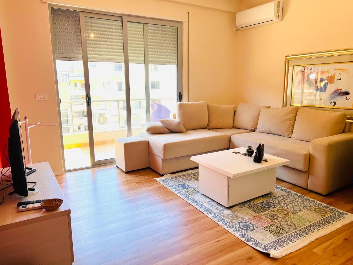 Blue City Apartment Durrës Esterno foto