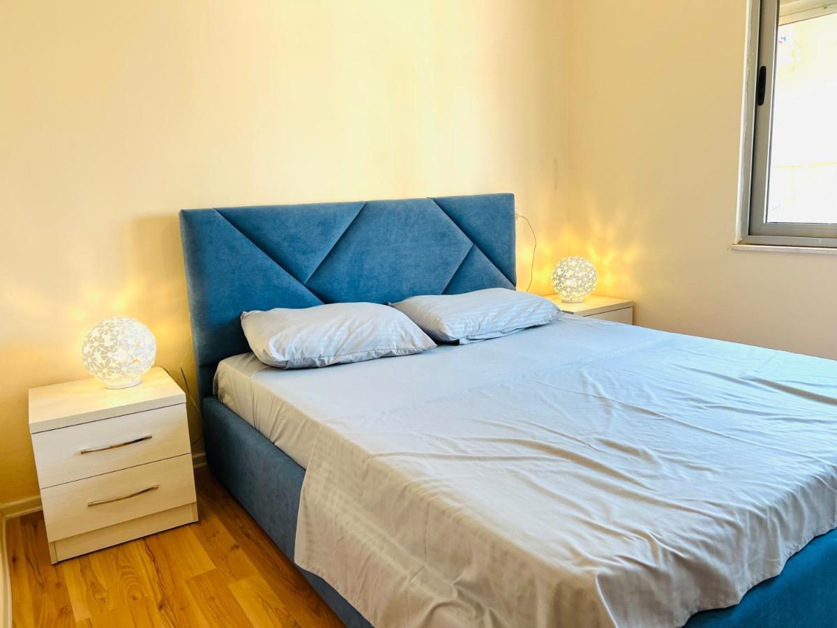 Blue City Apartment Durrës Esterno foto